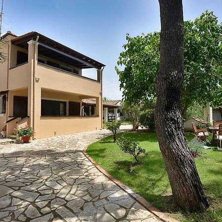 Villa Sofia Айос-Георгіос Екстер'єр фото